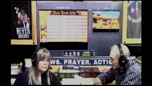 'LIVE' True and Karen 040326